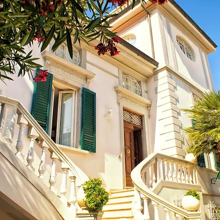 Aparthotel Piani 4*